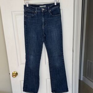 Levi Strauss Women's 725 High Rise Bootcut Jeans. Sz29 L30.